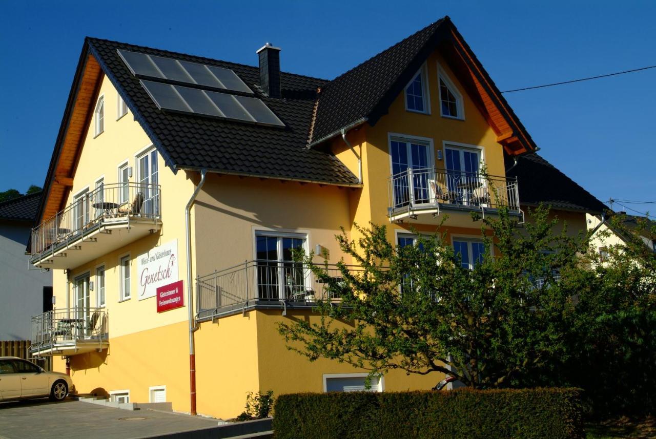 Wein- Und Gaestehaus Genetsch Lieser Kültér fotó